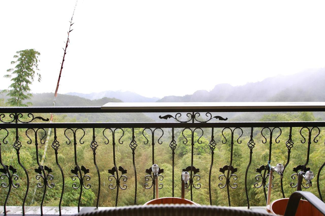 Romeo Inn Zhushan Bagian luar foto