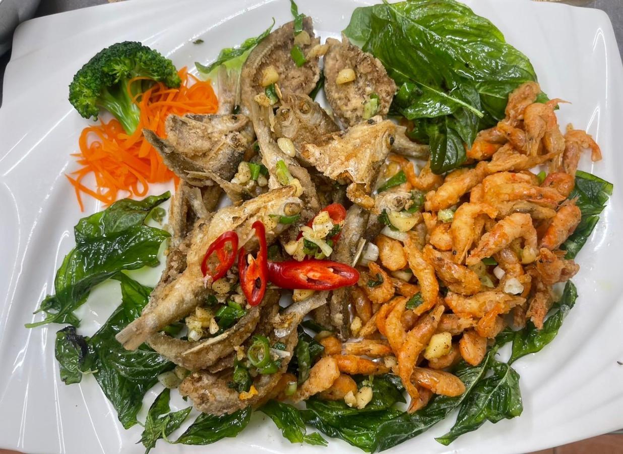 Romeo Inn Zhushan Bagian luar foto